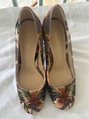 Nine West Floral Velvet Pumps in Brown and Green Accents